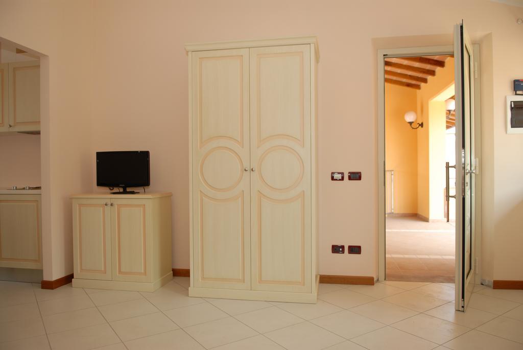 Hotel Plazza Porcari Zimmer foto